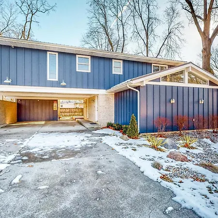 The Jewel Of Elkhart, Lower Unit